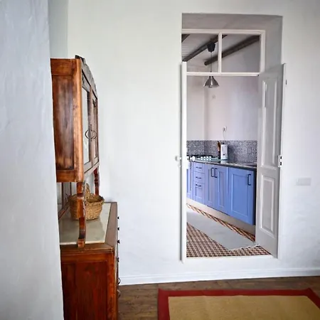 Traditional House In Historical Center Of Faro